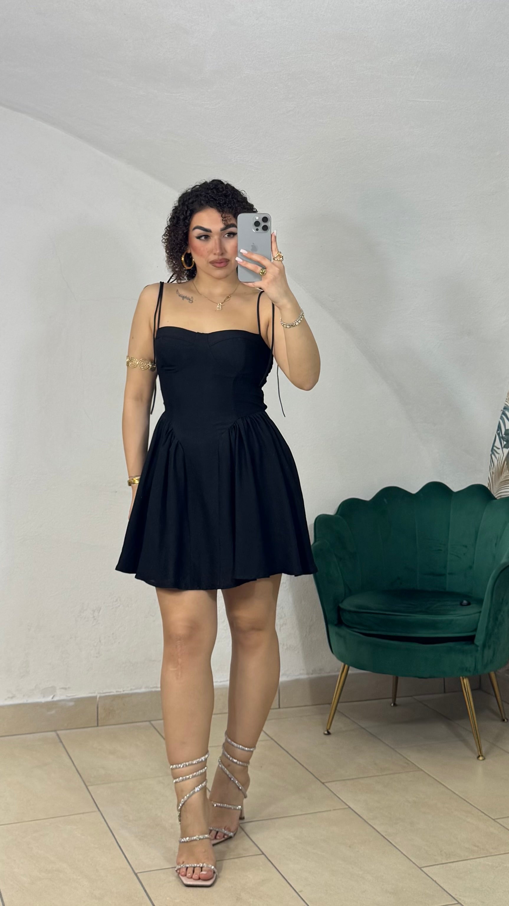 Mini Dress con Laccetti