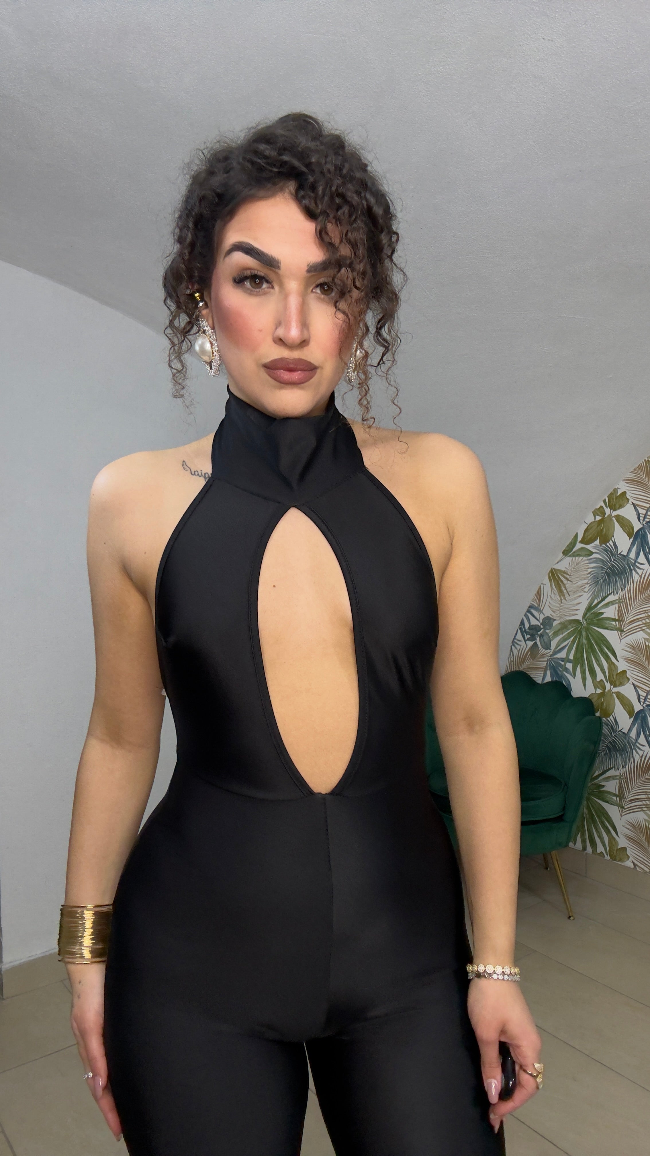 Jumpsuit scollo profondo