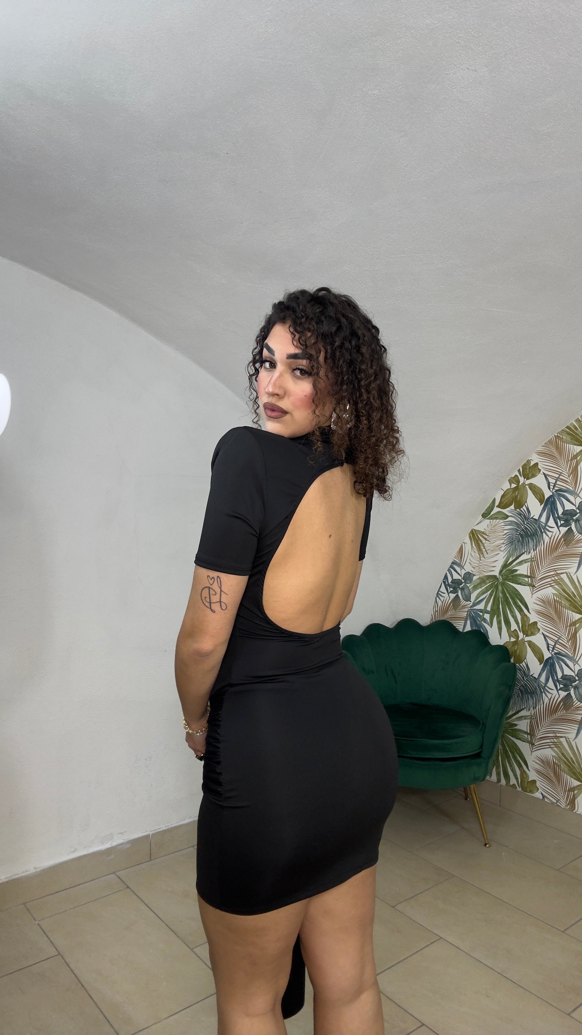 Dress con Spalla preformata