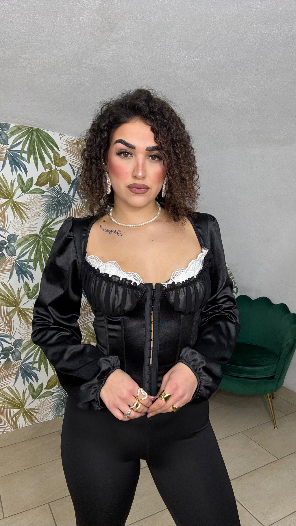 Corsetto Nero in Seta