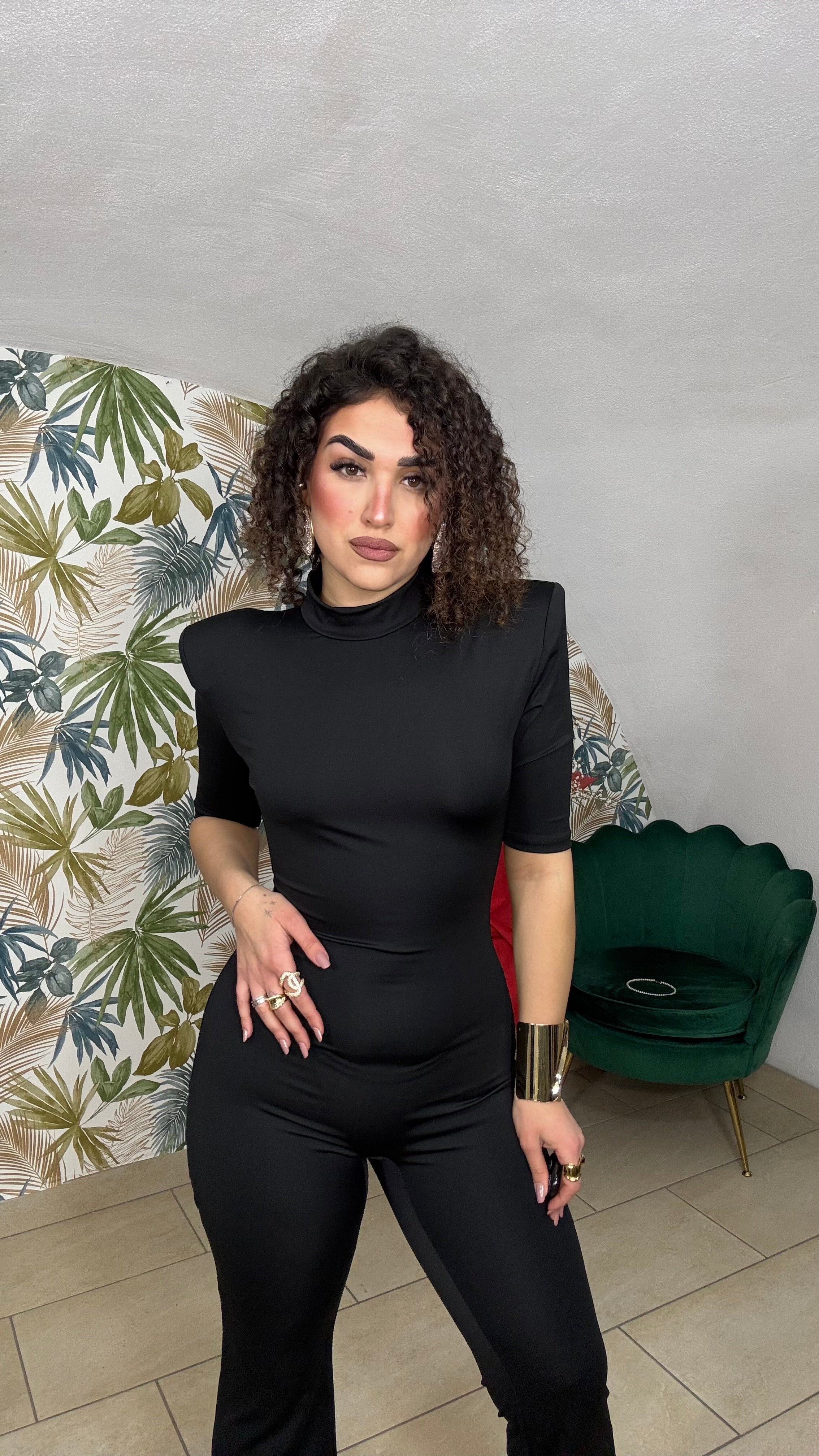 Jumpsuit con Spalla Preformata