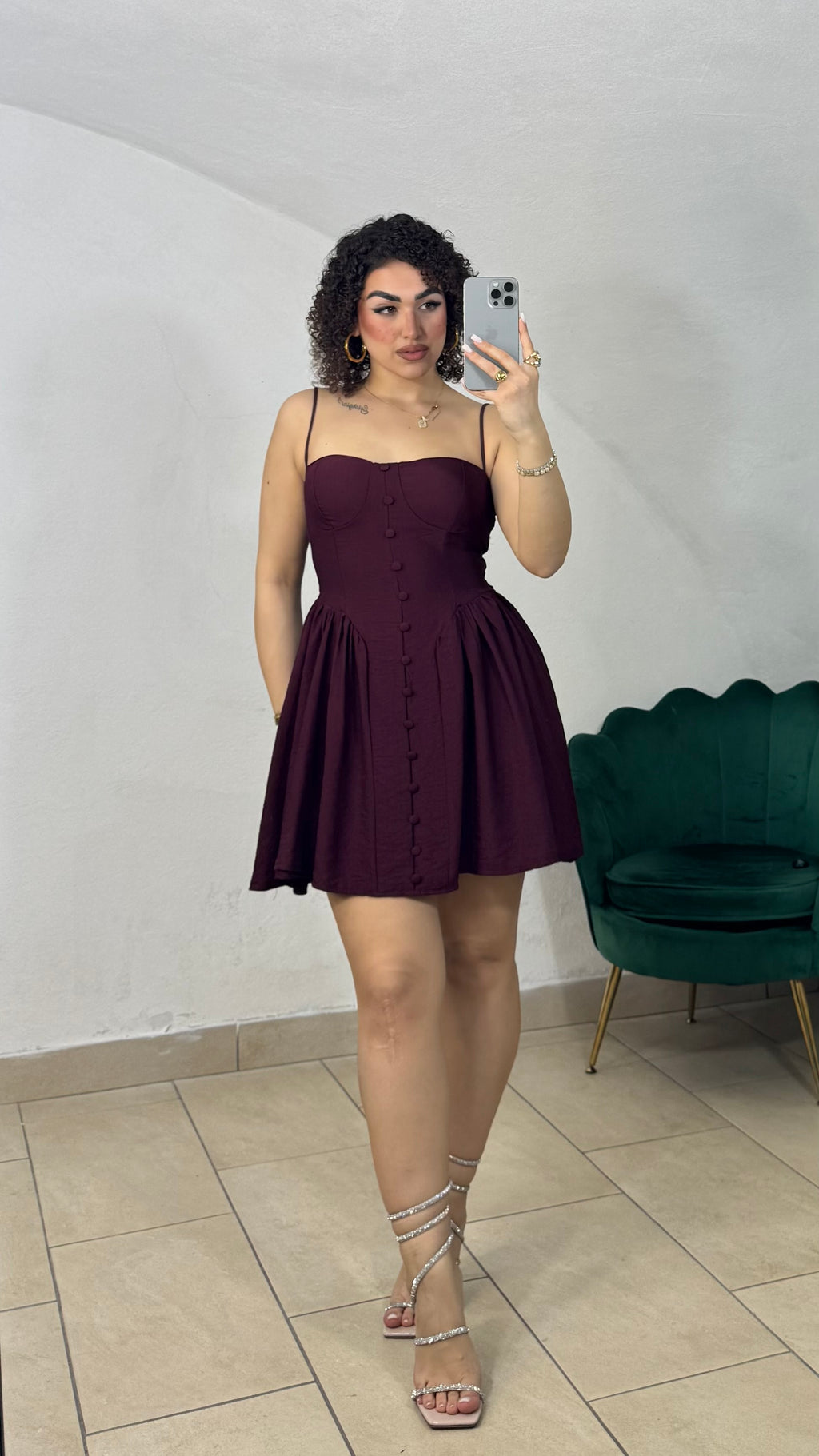 Mini Dress con Bottoni