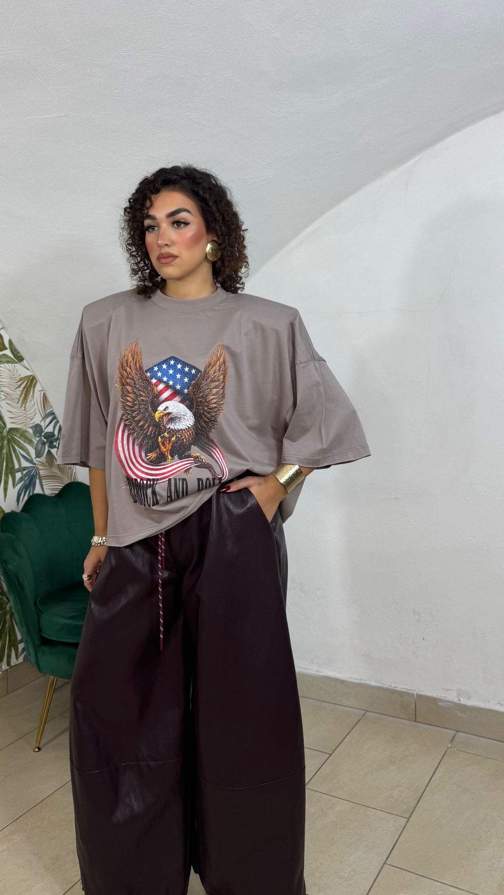 T-shirt American