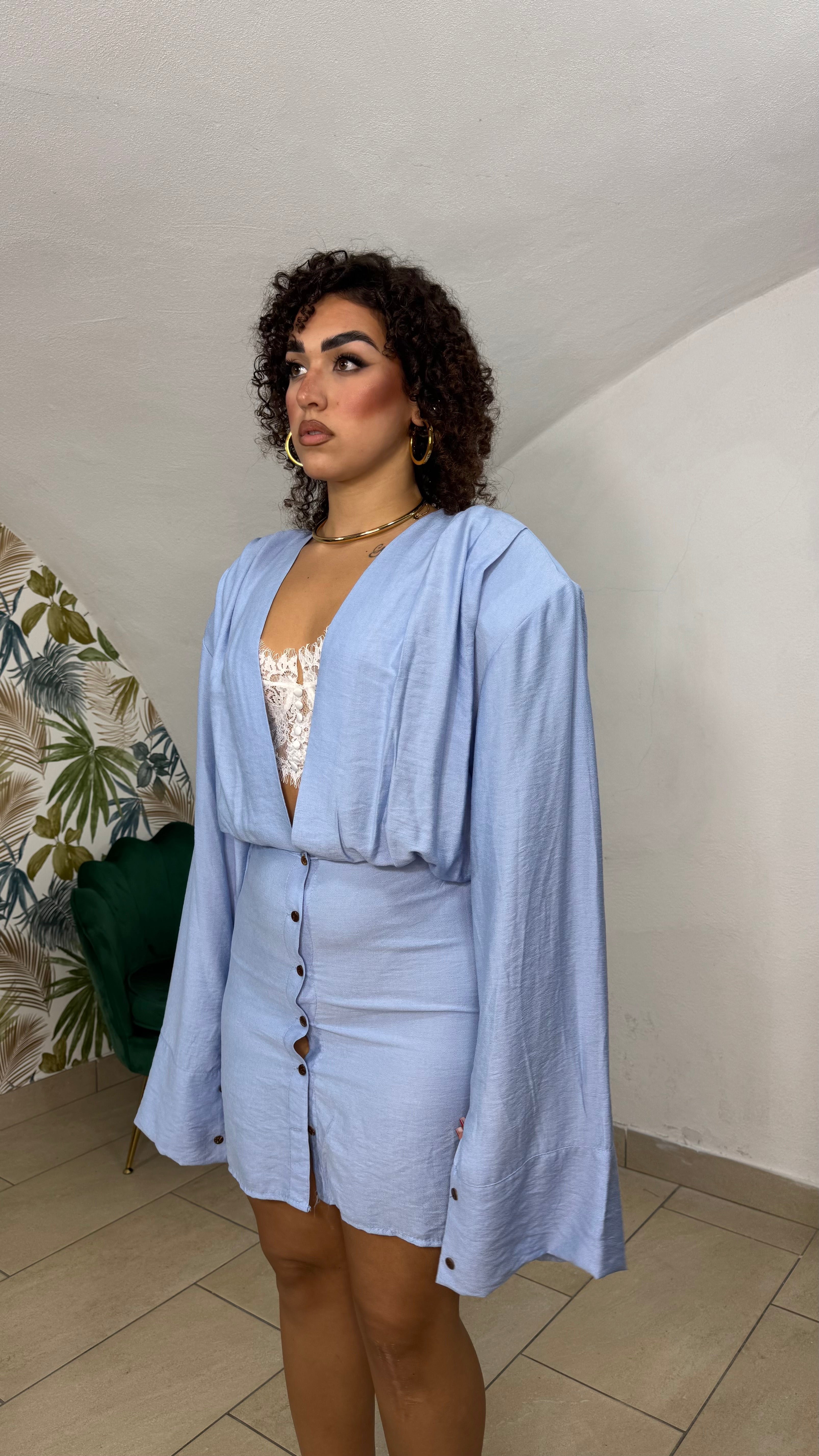 Mini Dress con Bottoncini